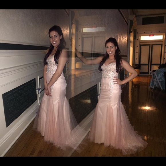 Prom/semi/homecoming dress - Picture 3 of 4